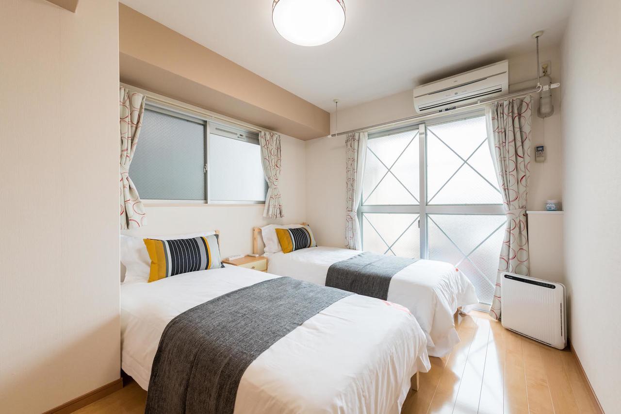 Yeah Room Zeus The Garden Osaka Exterior photo