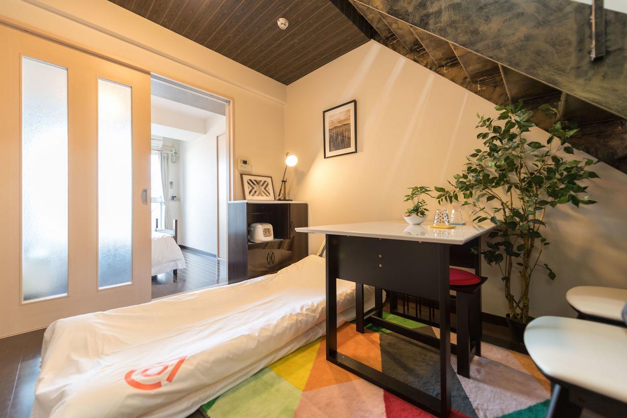 Yeah Room Zeus The Garden Osaka Exterior photo